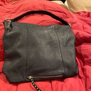 Women’s shoulder bag